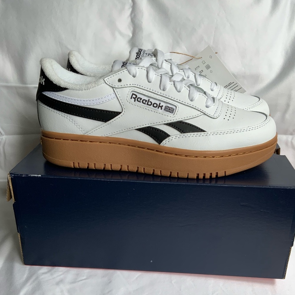 Reebok Womens Sneakers Club C Double Revenge size 7.5 in White/Black/Gum